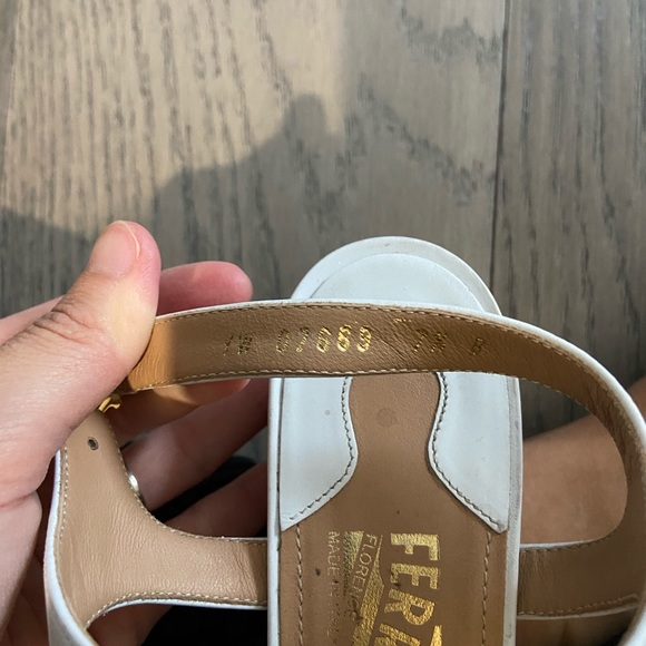 Salvatore Ferragamo Madison sandals - Picture 5 of 6